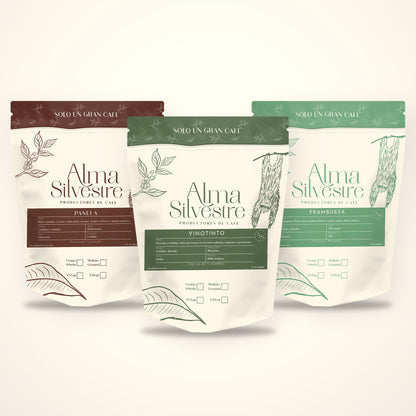 Kit Descubrimiento Alma Silvestre: bolsas de café de especialidad Panela, Vinotinto y Frambuesa